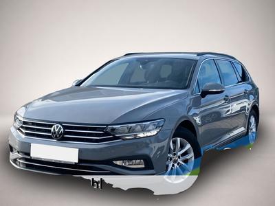VW Passat Variant