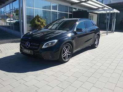 Mercedes-Benz GLA 200