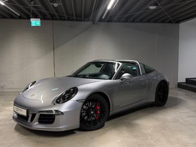 Porsche 991