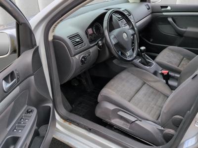 VW Golf