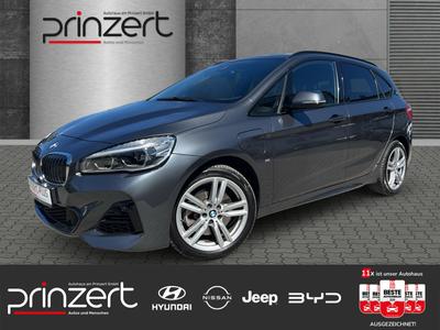 BMW 225