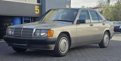 Mercedes-Benz 190