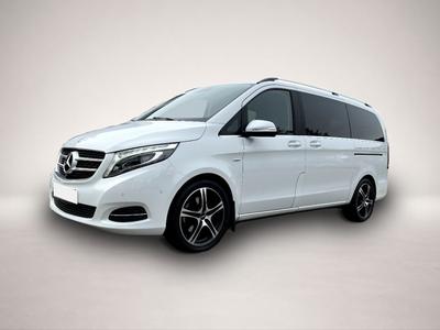 Mercedes-Benz V 220