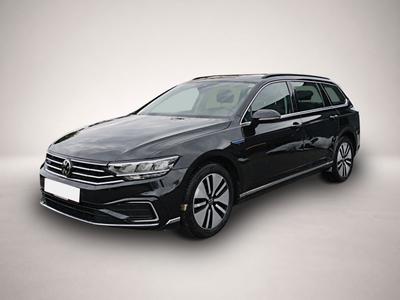 VW Passat Variant
