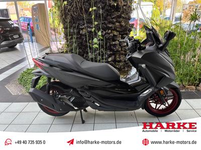 Honda Forza 125