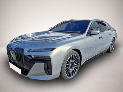BMW 740