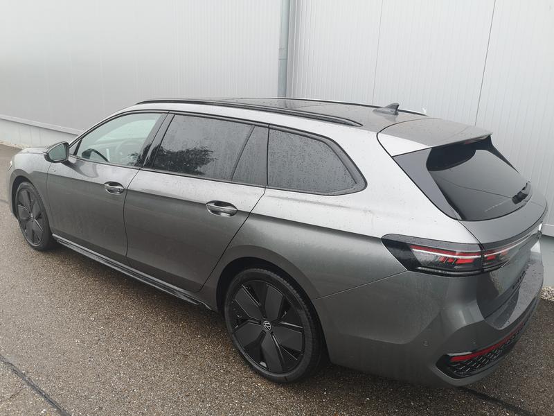 VW Passat Variant