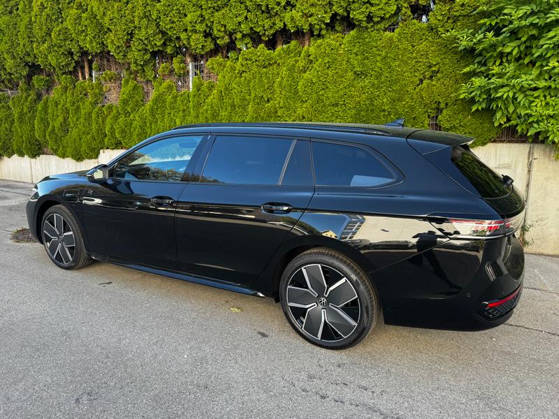 VW Passat Variant