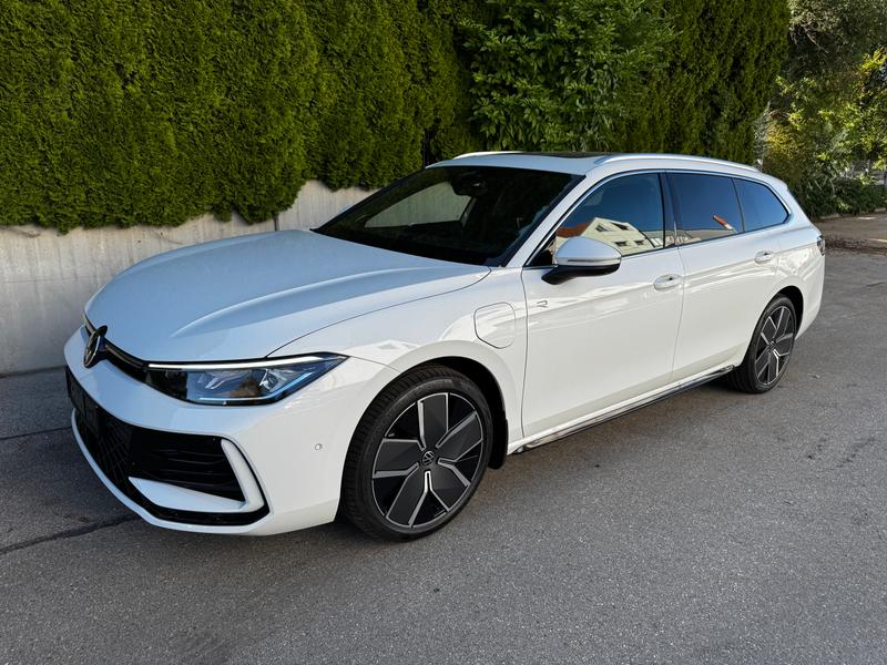 VW Passat Variant