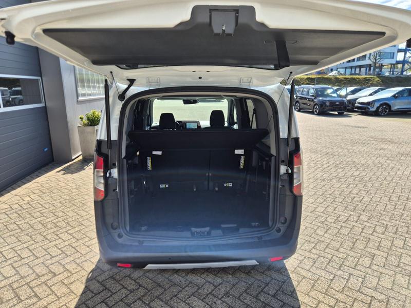 Ford Tourneo