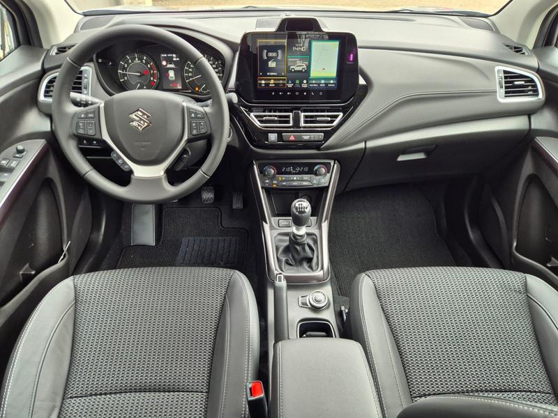 Suzuki S-Cross