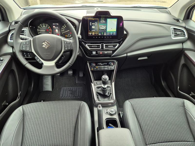 Suzuki S-Cross