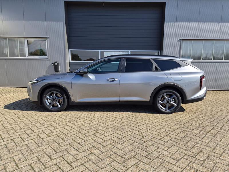 Kia K4