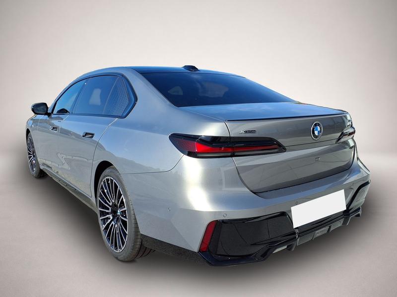 BMW 740