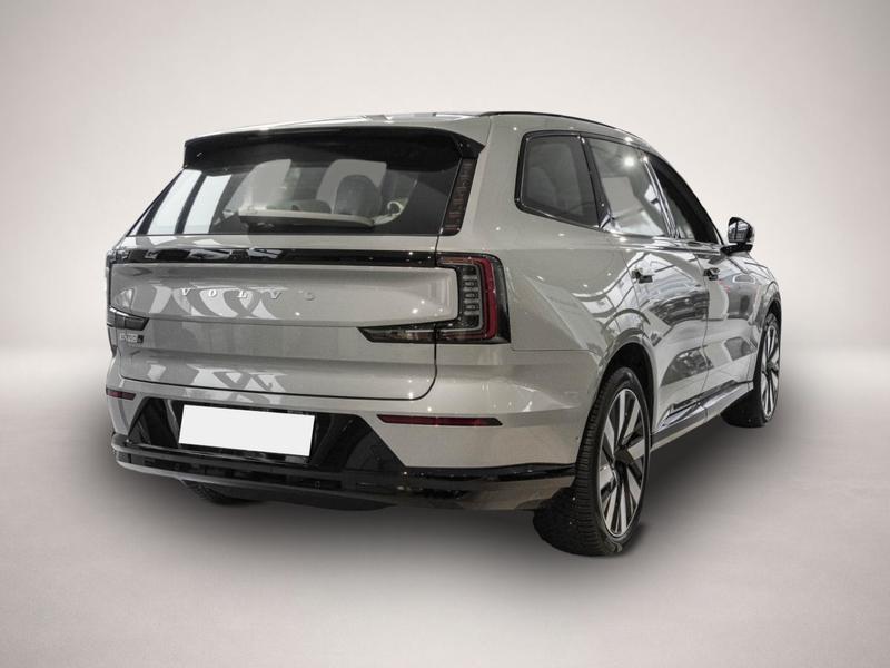 Volvo EX90