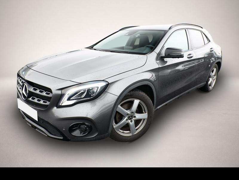 Mercedes-Benz GLA 200
