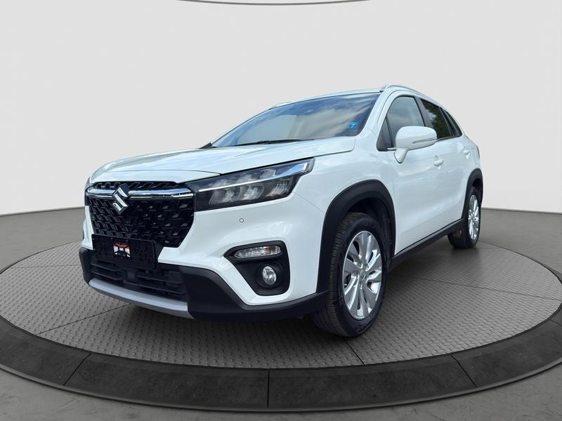 Weißer Suzuki S-Cross 4x4, Originalfahrzeug B05156