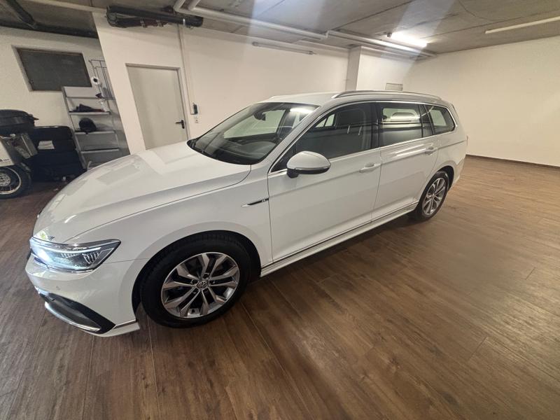 VW Passat Variant