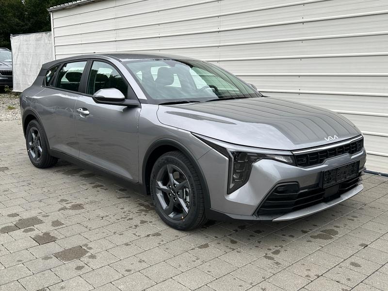 Kia K4