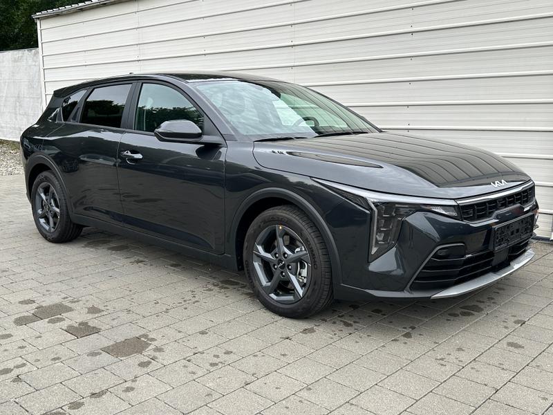 Kia K4