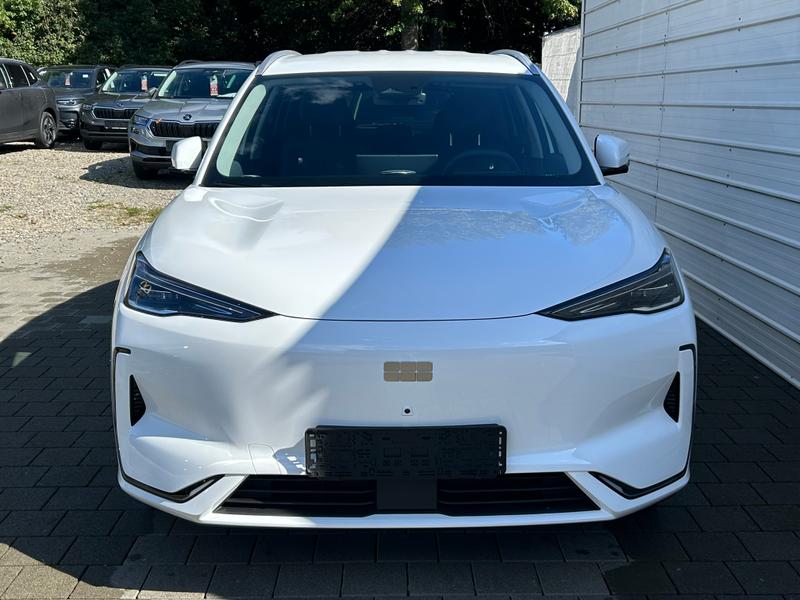 Geely E5