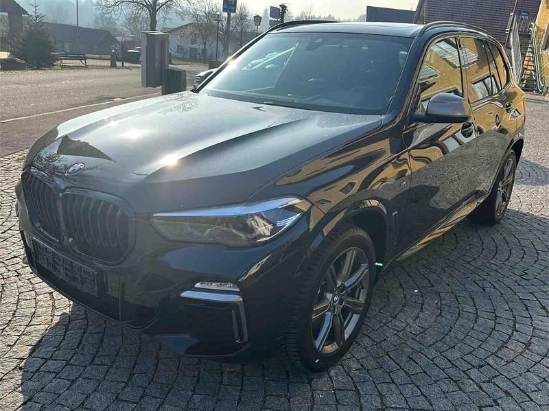BMW X5 M50