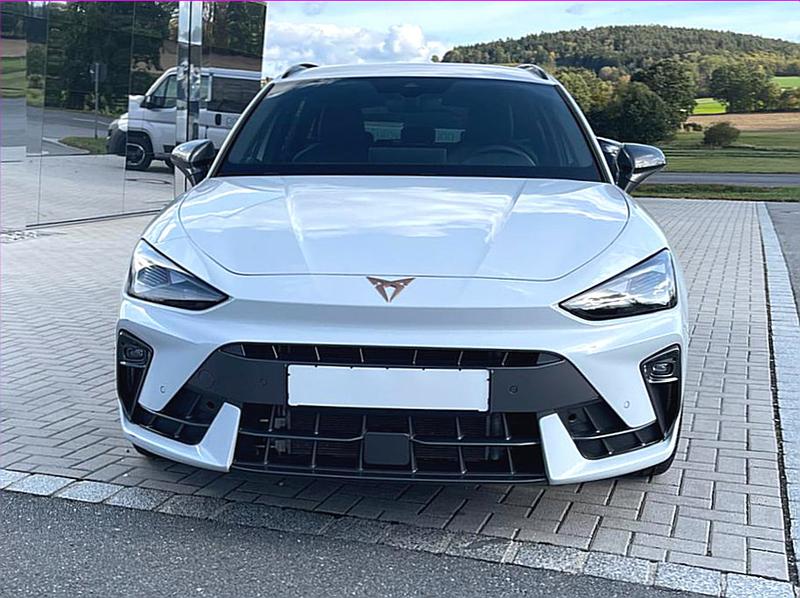 CUPRA Leon