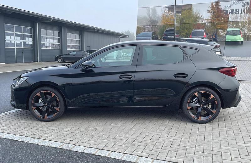 CUPRA Leon