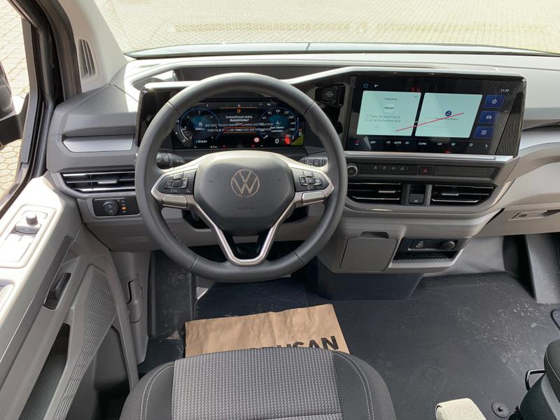 VW T7 Transporter