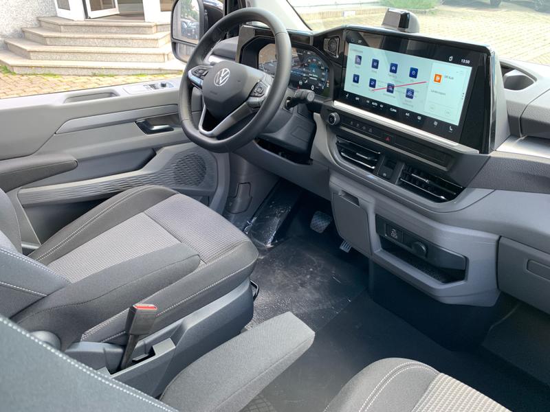 VW T7 Transporter