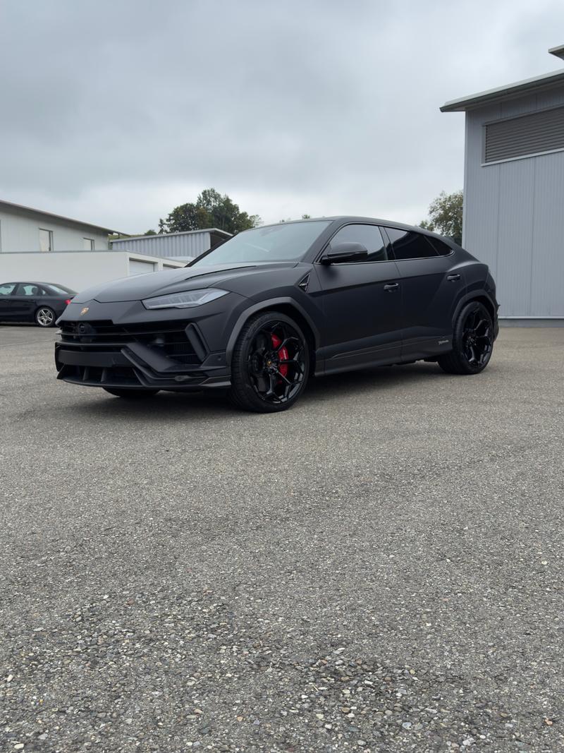 Lamborghini Urus Performante