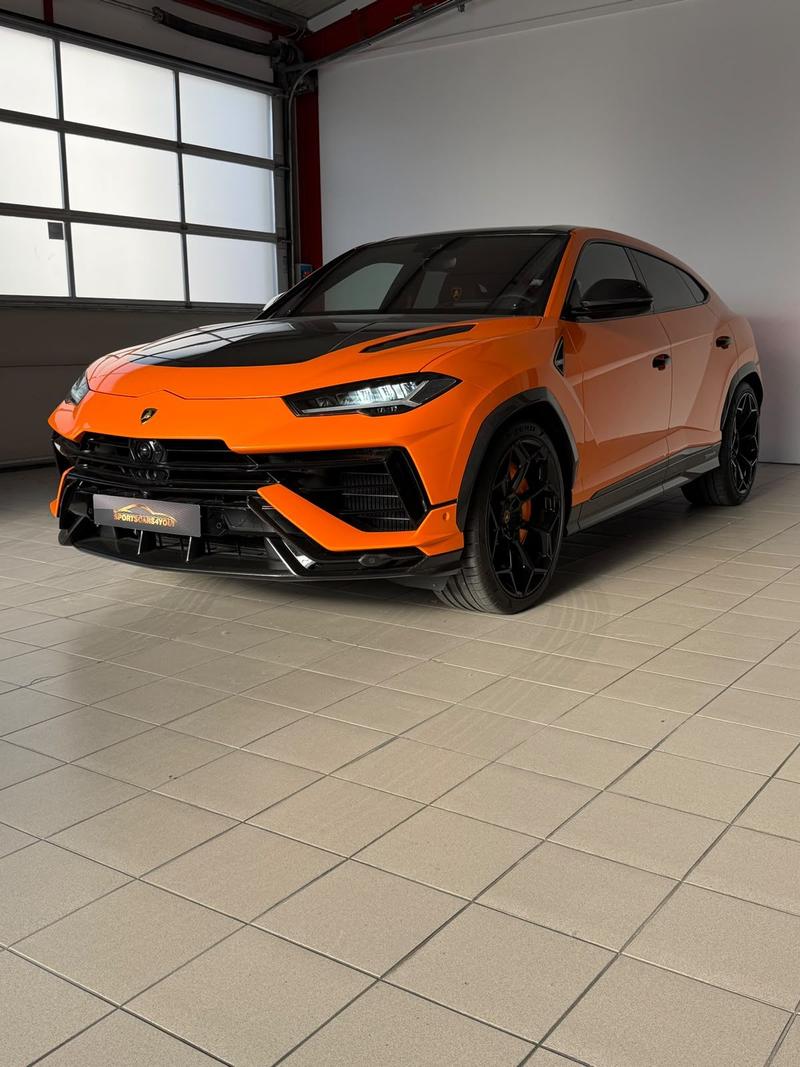 Lamborghini Urus Performante