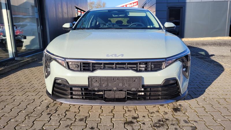 Kia K4
