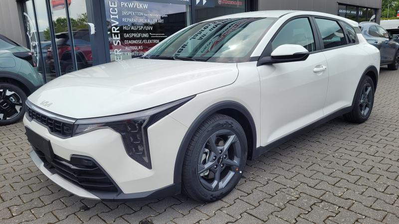 Kia K4