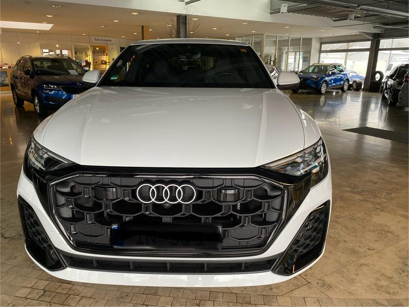Audi SQ8