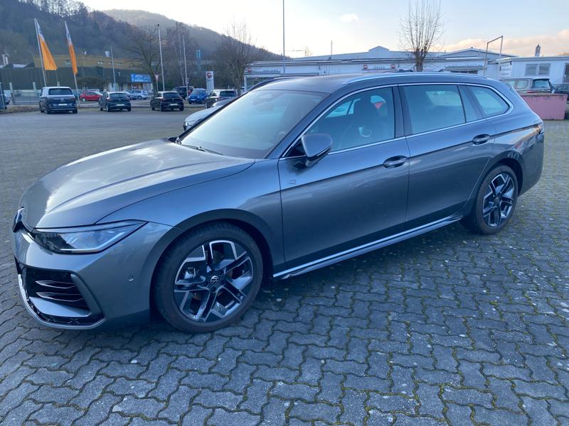 VW Passat Variant
