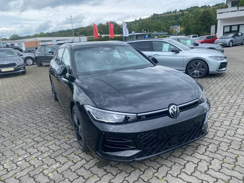 VW Passat Variant