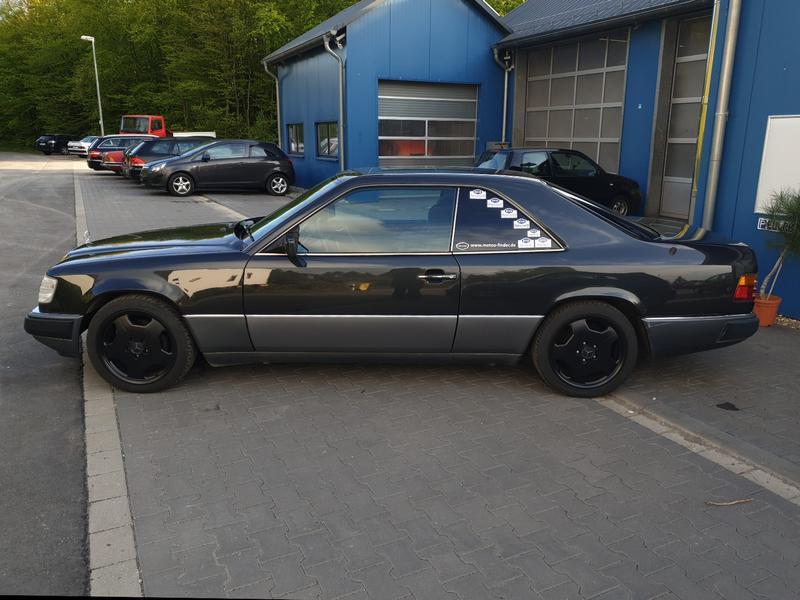 Mercedes-Benz E 230