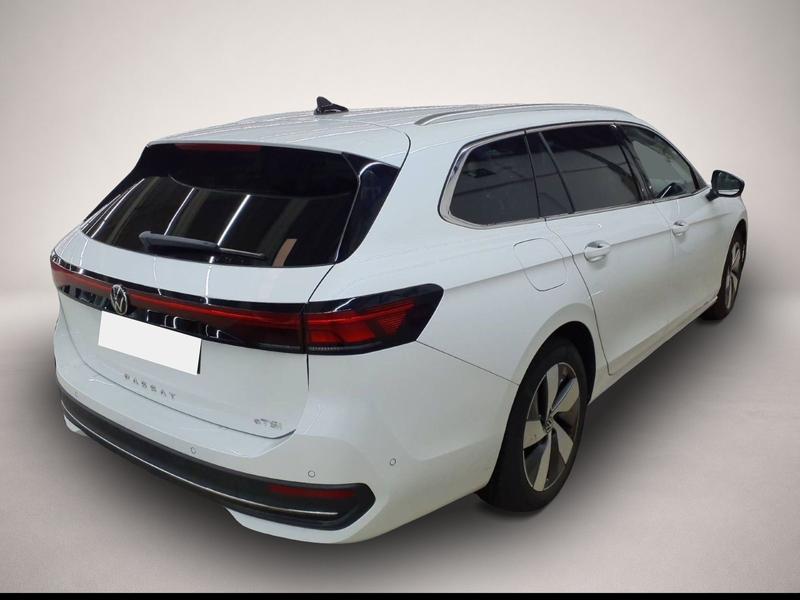 VW Passat Variant