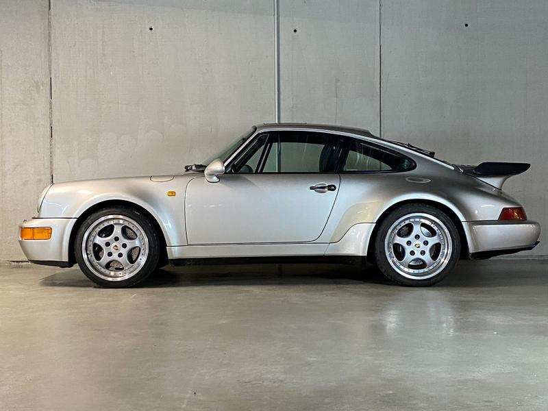 Porsche 964