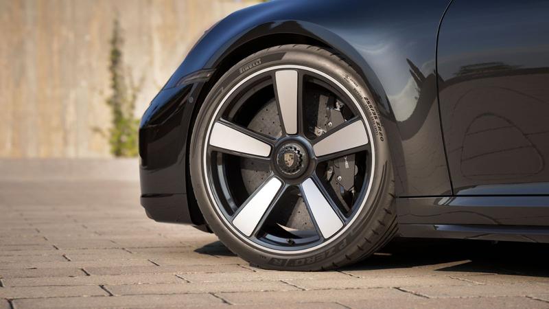 Porsche 992