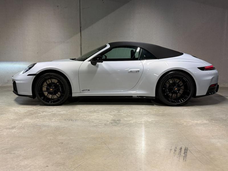Porsche 992