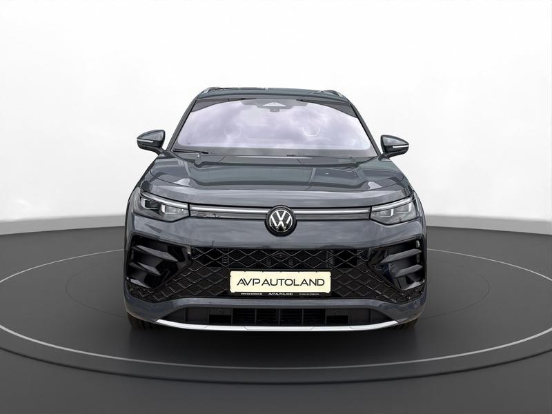 VW Tayron