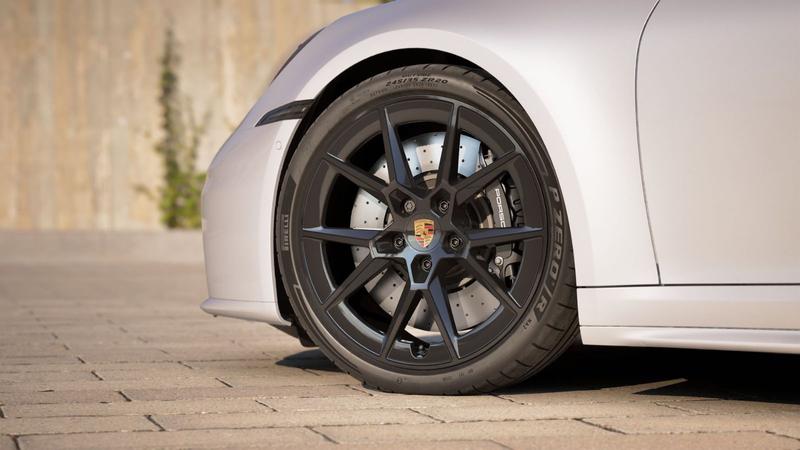 Porsche 992