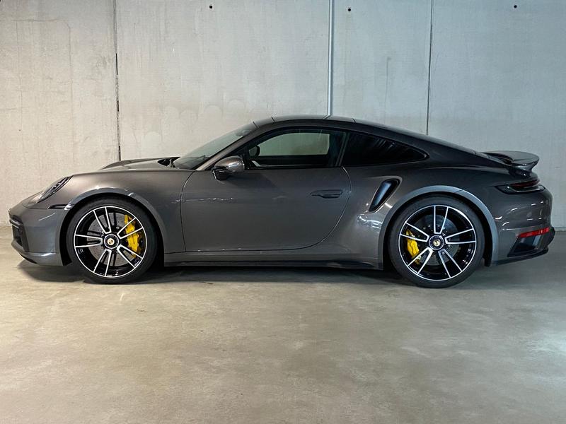 Porsche 992