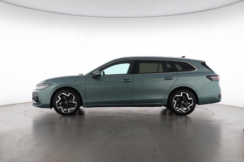 VW Passat Variant