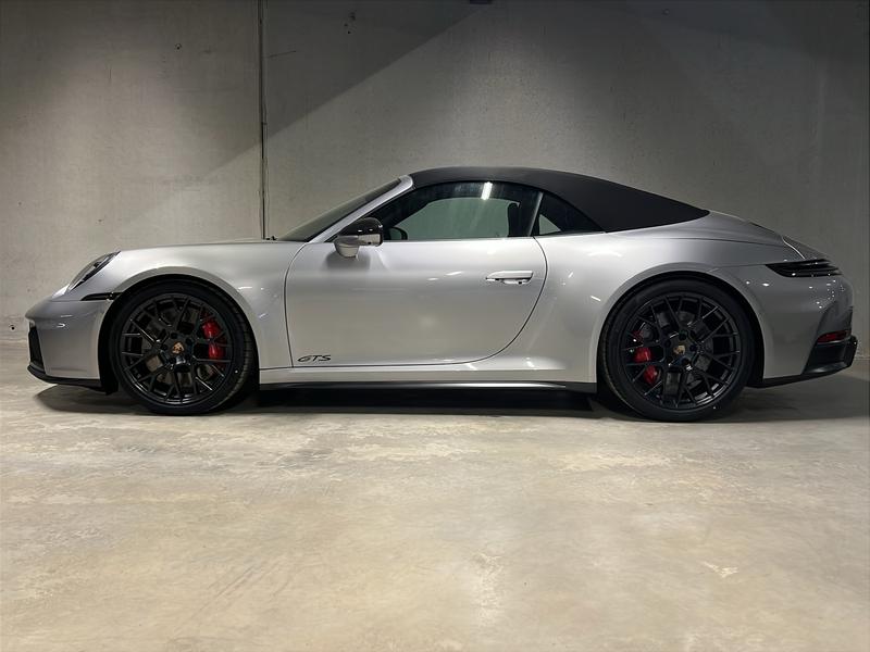 Porsche 992