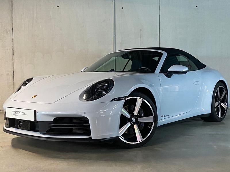 Porsche 992