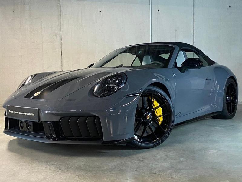 Porsche 992