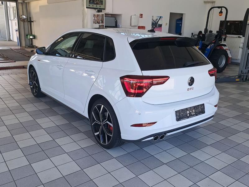 VW Polo